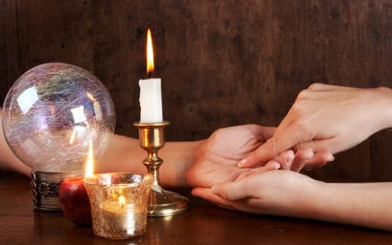 The Ultimate Guide to Palm Reading: Unveiling the Secrets of Your Hands